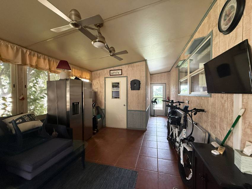 8111 Buena Vista Dr N a Ellenton, FL Mobile or Manufactured Home for Sale